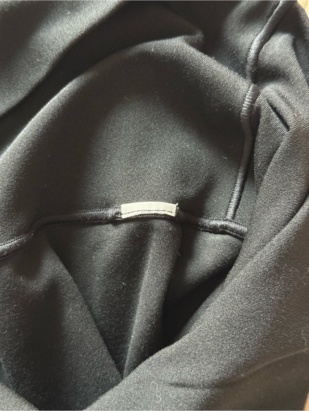 OFFLINE By Aerie Real Me High Waisted Crossover Flare Legging True Black Medium - Picture 10 of 13